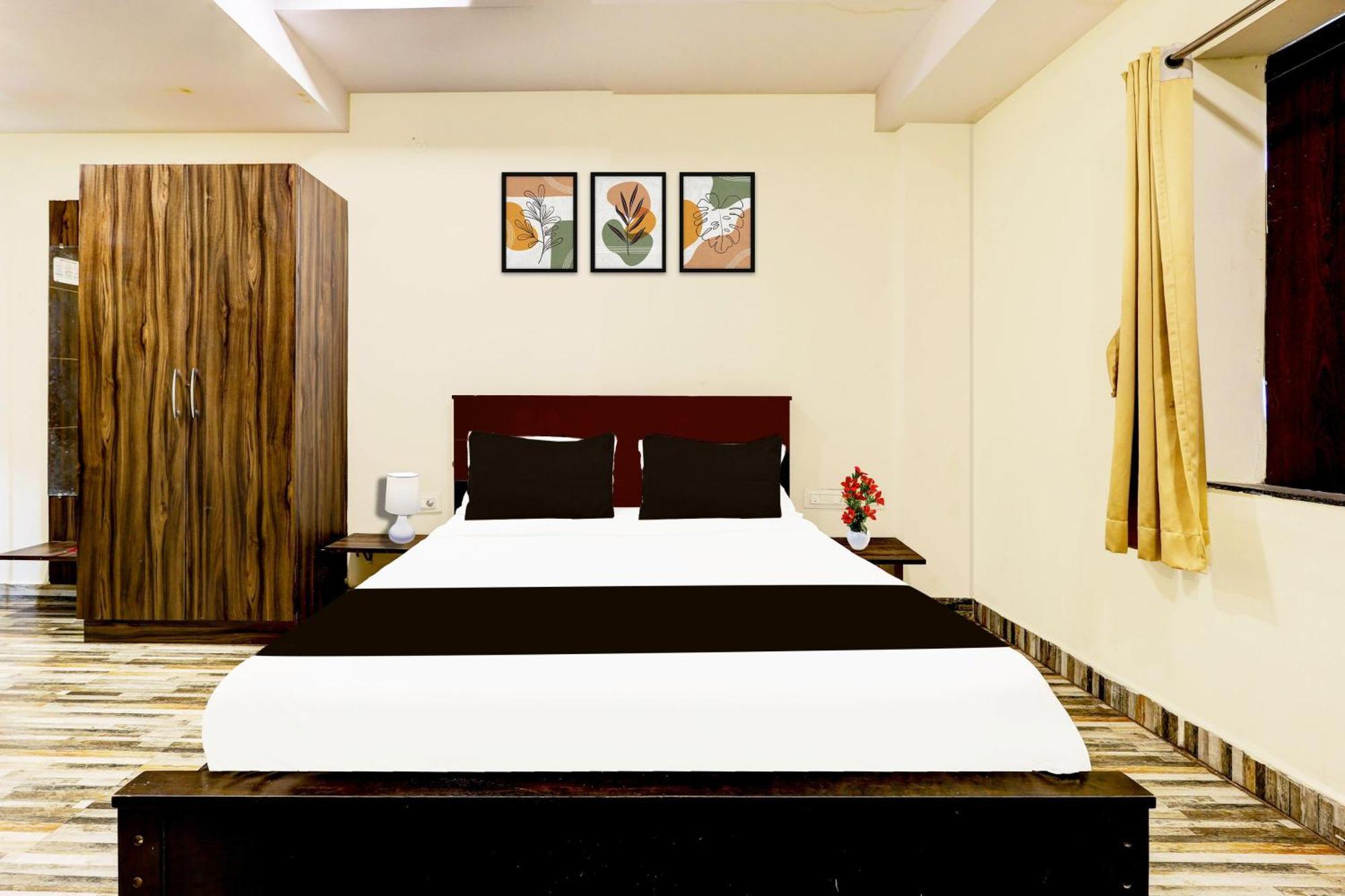 Super Hotel O Mahanadu Formerly Akshaya Bheemas Vidzsajavádá Kültér fotó
